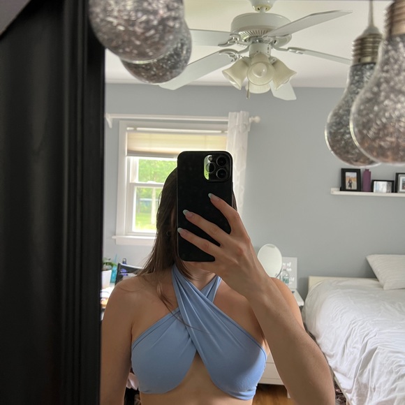 Halter Top - Picture 2 of 4